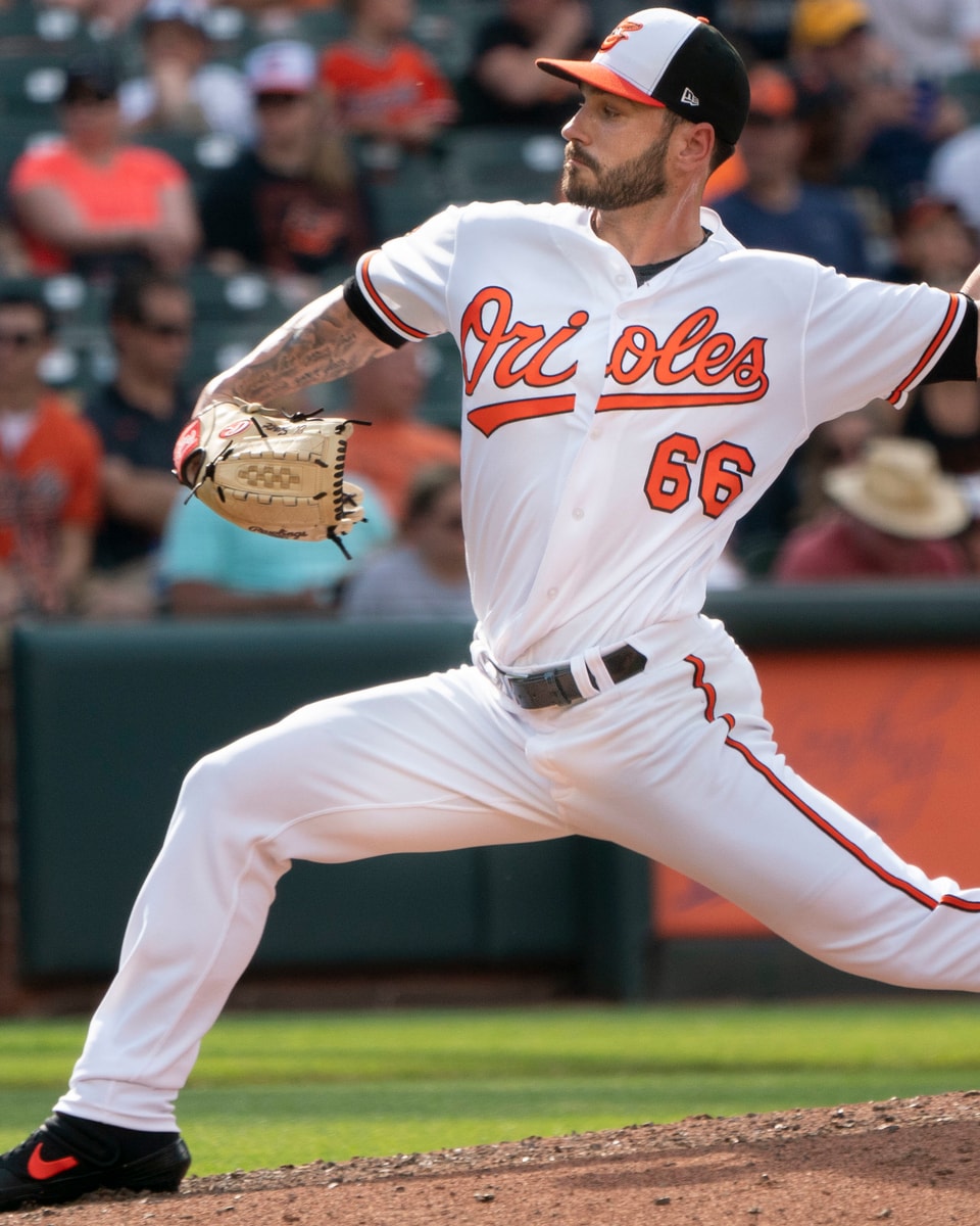 Tanner Scott pitching for the Baltimore Orioles in 2019